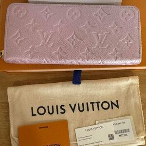 Louis vuitton Gorgeous Limited Edition Pearly Lilac Clemence Wallet (M82173)